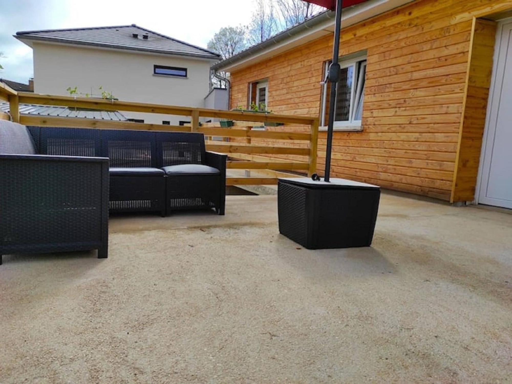 Cozy Holiday Home In Givonne Luaran gambar