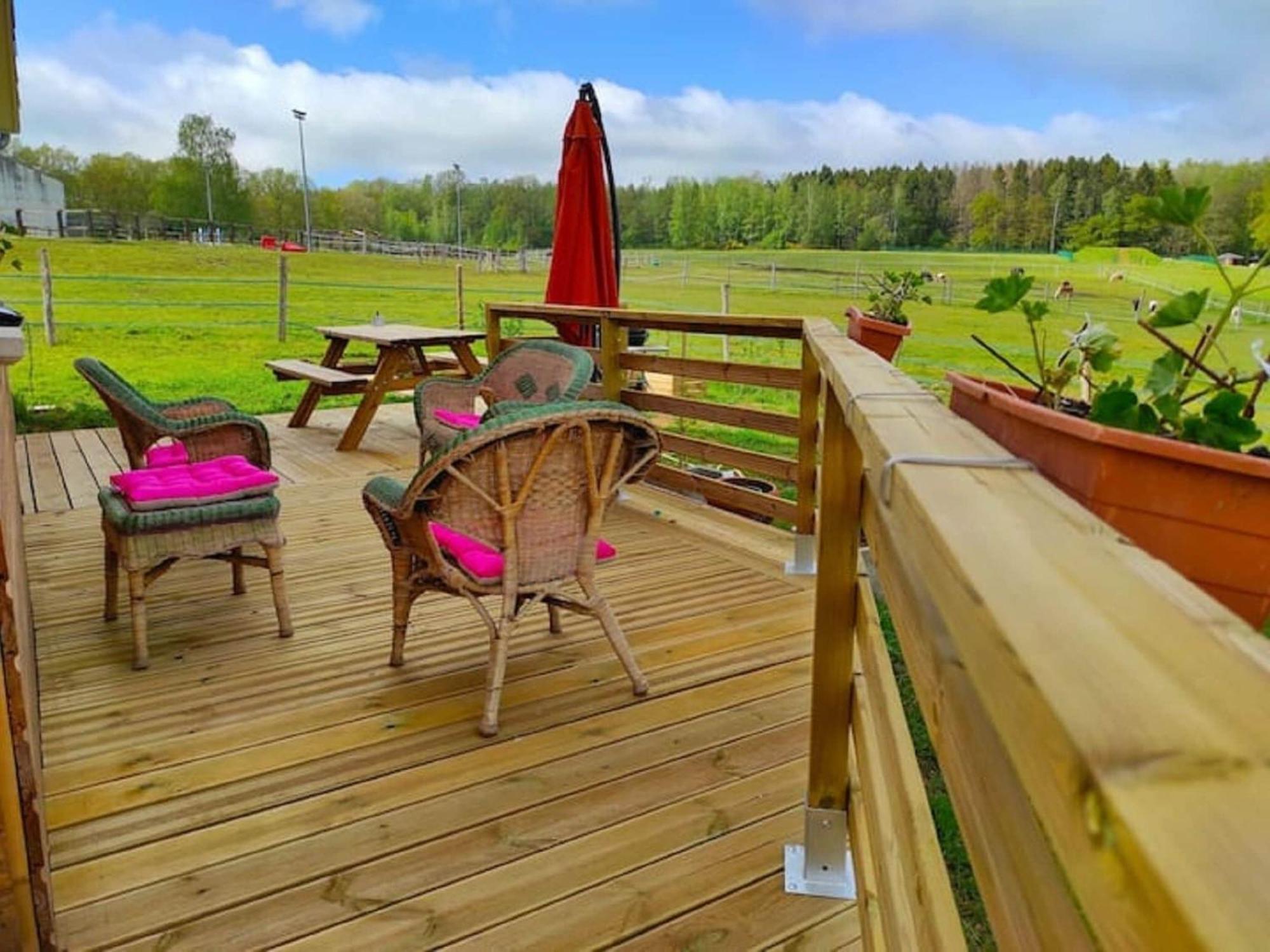 Cozy Holiday Home In Givonne Luaran gambar